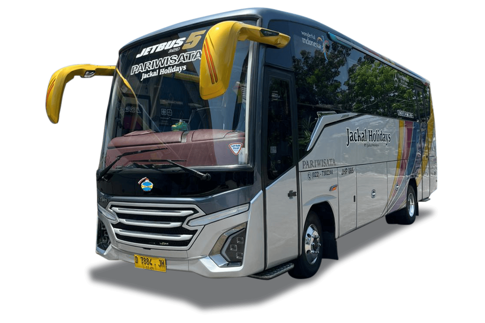 Jackal Holiday Bandung: Mengarungi Pesona Jawa Barat dengan Armada Mewah dan Layanan Prima
